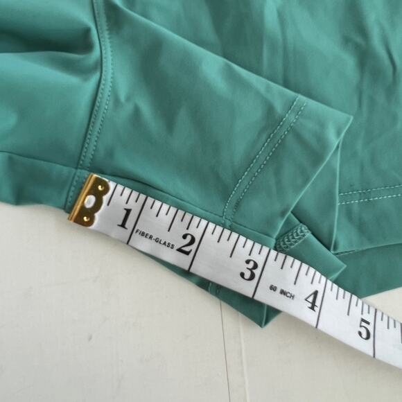 New FABLETICS The One Short 3" Athletic Shorts Women's Misty Jade - Picture 6 of 8